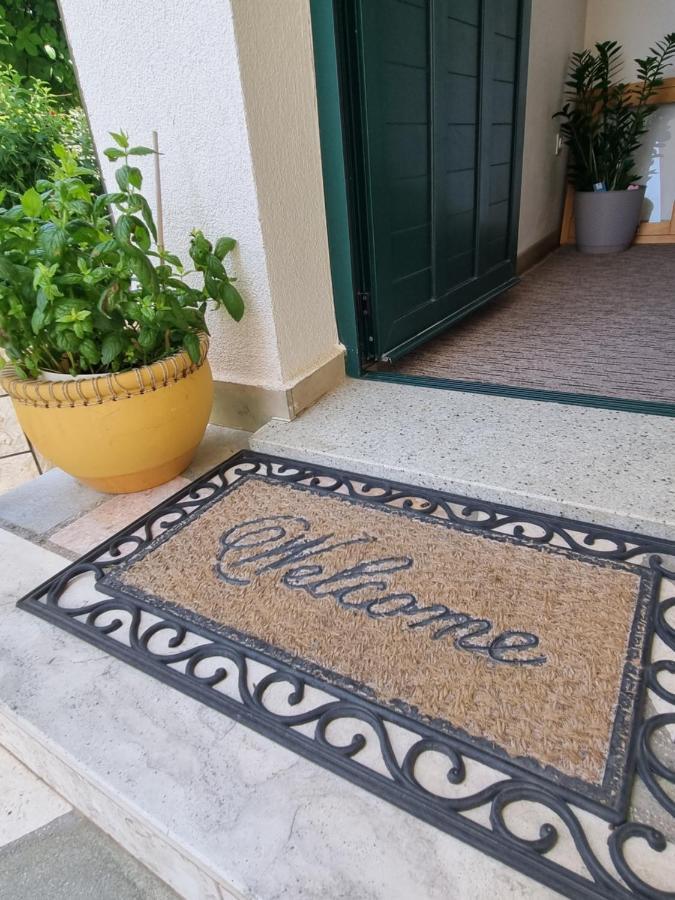 Apartmani Toni Poce 2 Primošten Kültér fotó