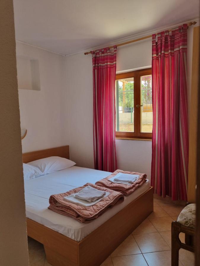 Apartmani Toni Poce 2 Primošten Kültér fotó